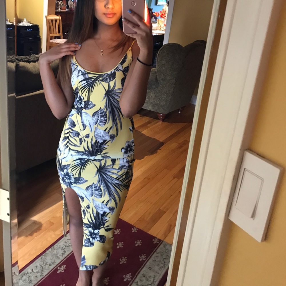 Yellow tropical print midi dress